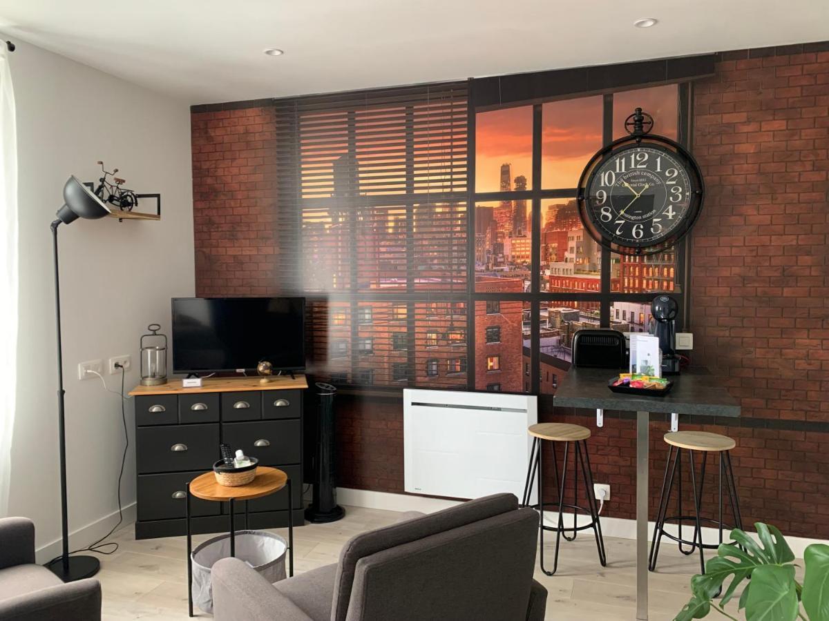 Le Petit Loft - Studio - Wifi - Coeur De Ville - Parking Pont-lʼAbbé Buitenkant foto