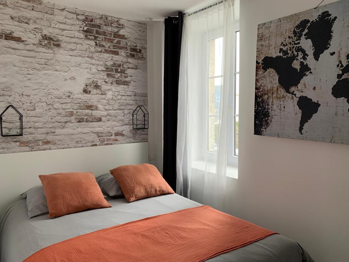 Le Petit Loft - Studio - Wifi - Coeur De Ville - Parking Pont-lʼAbbé Buitenkant foto